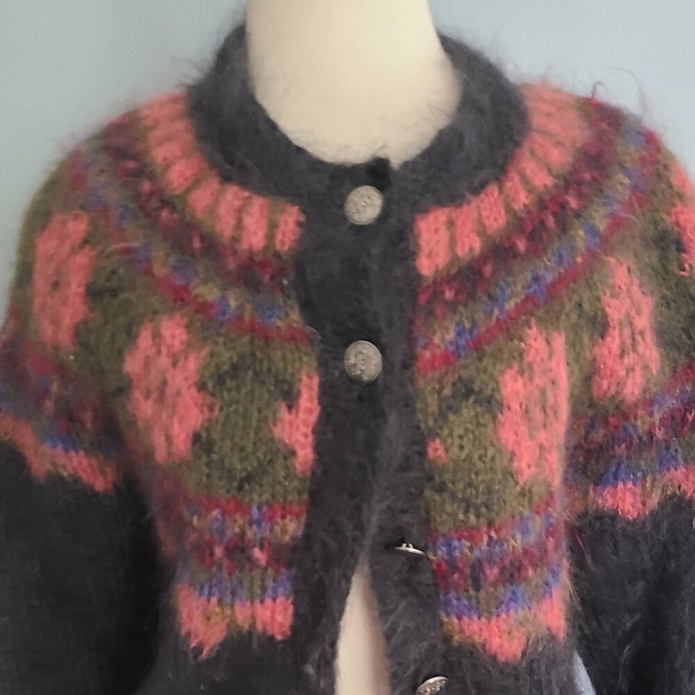 Barely Worn if at all Icelandic Designs Wool Cardigan Natural and Coral Tones S